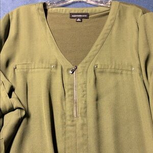 Portofino V-Neck Olive Blouse